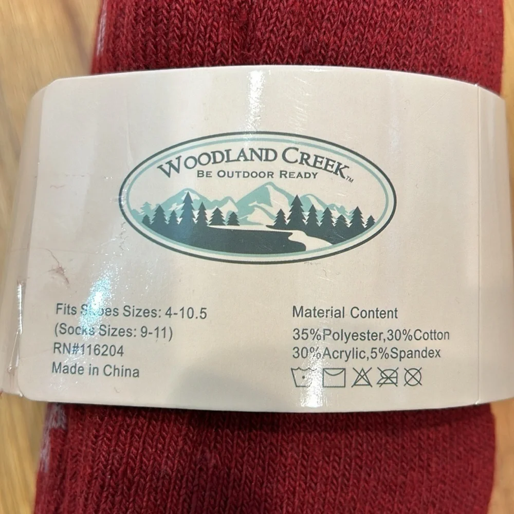 New Woodland Creek outdoor thermal socks cranberry red shoe size 4-10.5 pack 3